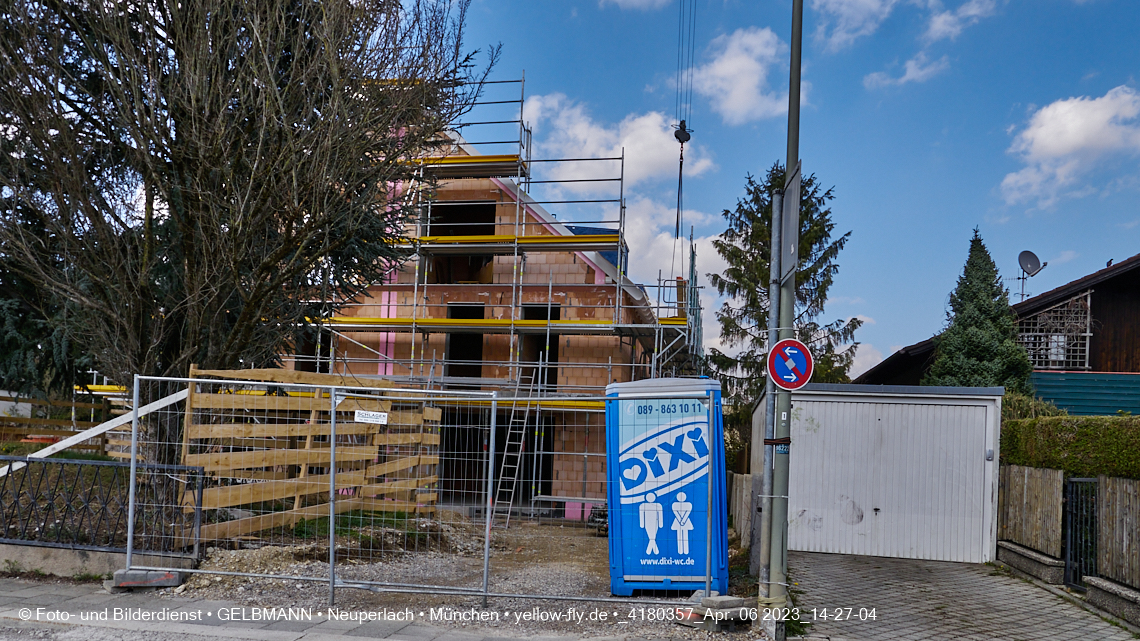 06.04.2023 - Baustelle Niederalmstraße 16 in Neuperlach